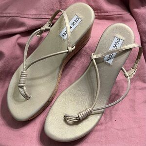 Y2K Size 7.5 Gently used STEVE MADDEN Minow Platform Sandals